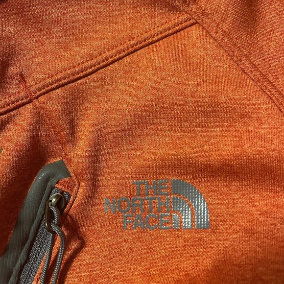 Men's The North Face 3/4 Zip Pullover - Medium - Picture 3 of 3